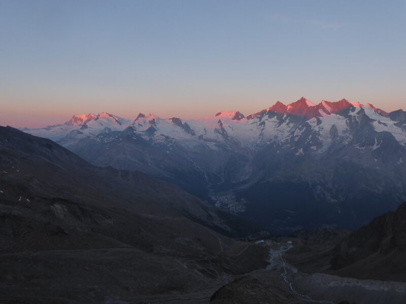 Sonnenaufgang  in den Walliser Bergen